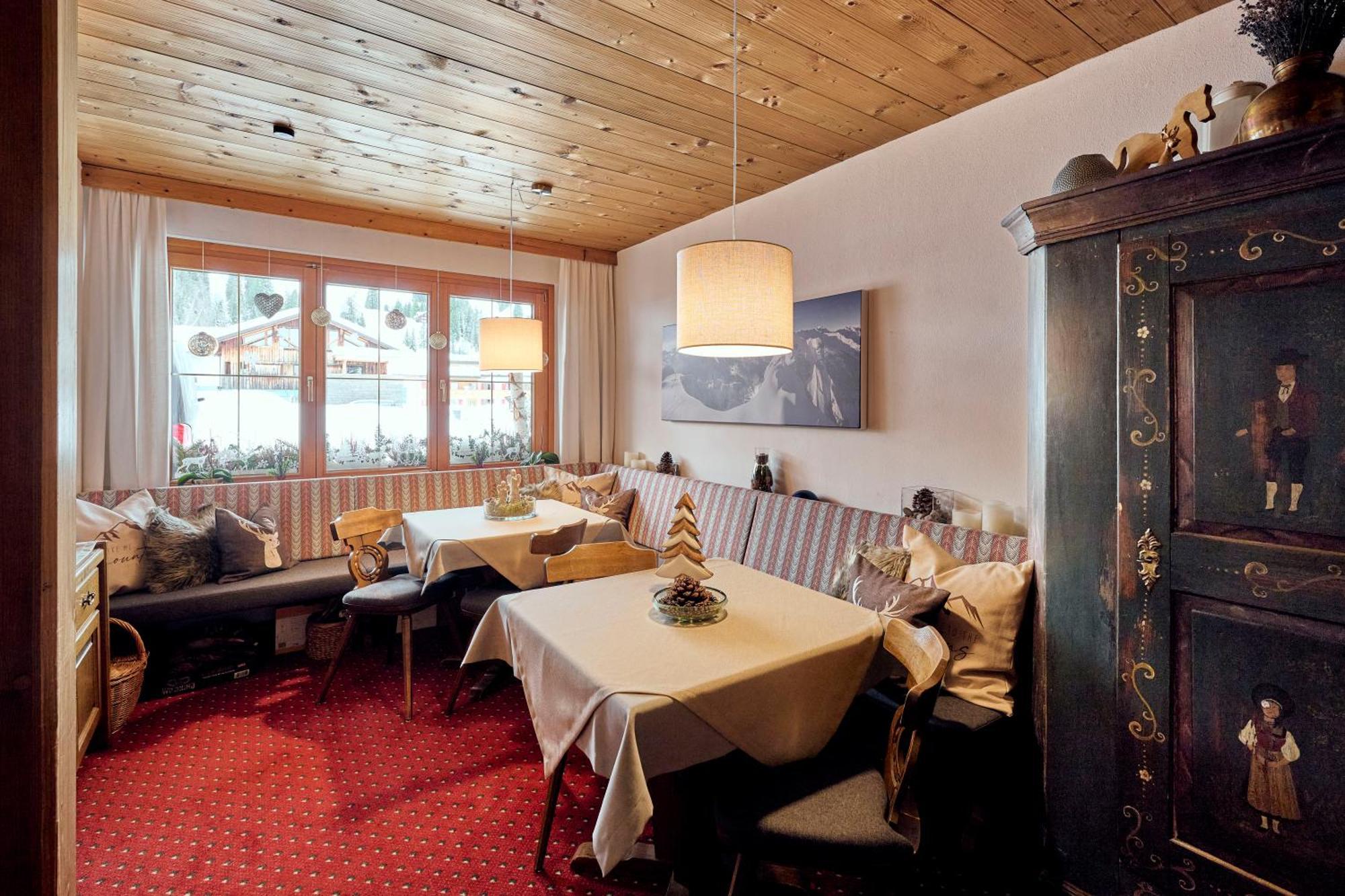 לך אם ארלברג Appartementhaus Holiday מראה חיצוני תמונה
