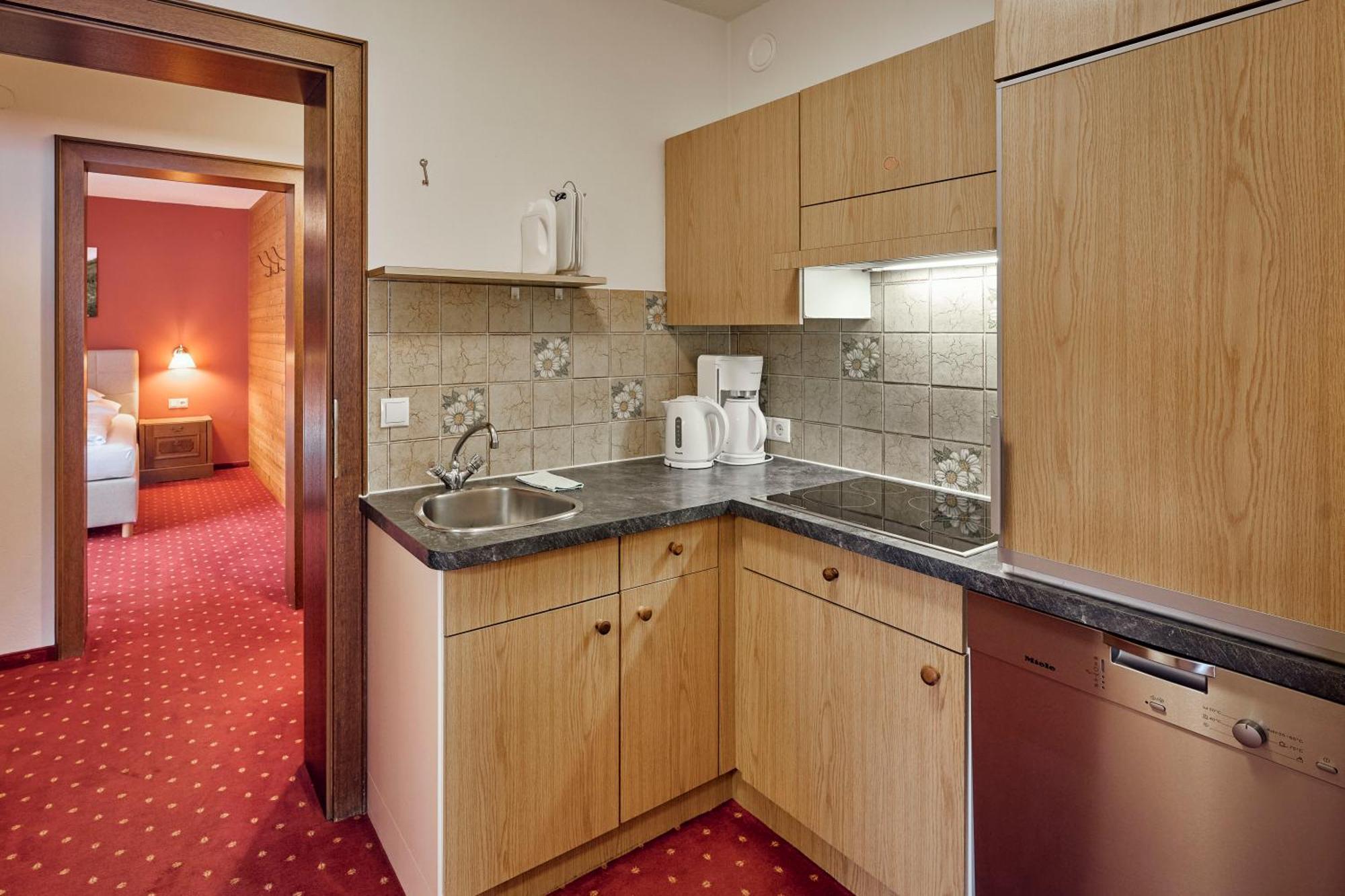 לך אם ארלברג Appartementhaus Holiday מראה חיצוני תמונה