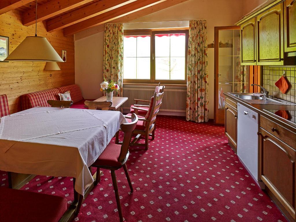 לך אם ארלברג Appartementhaus Holiday מראה חיצוני תמונה