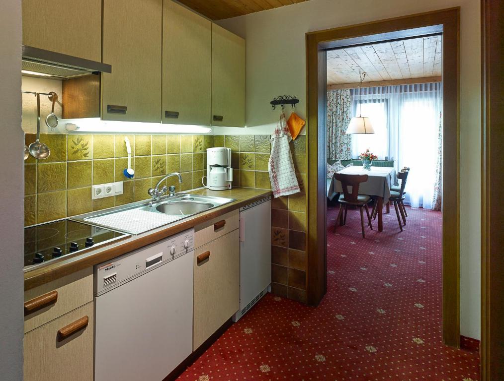 לך אם ארלברג Appartementhaus Holiday מראה חיצוני תמונה